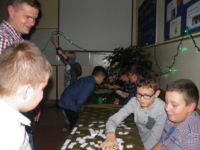 Zabawa andrzejkowo - integracyjna SP